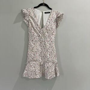 Sundae Muse Gracie Dress Floral Print‎ Size 8 V Neck Mini Open Back Tie Ruffle